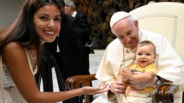 Papa renova apelo pela conversão ecológica em nome das futuras gerações