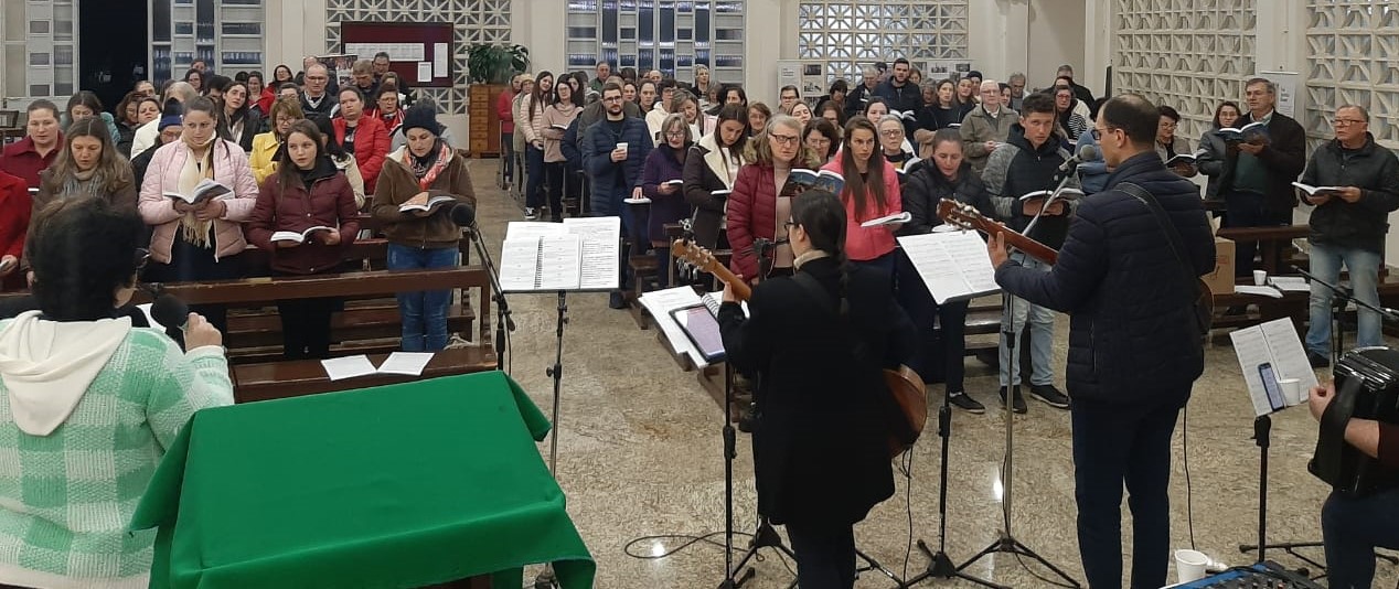 Formação sobre 'Cantar a Missa” em Camargo: “foi uma noite magnífica!”