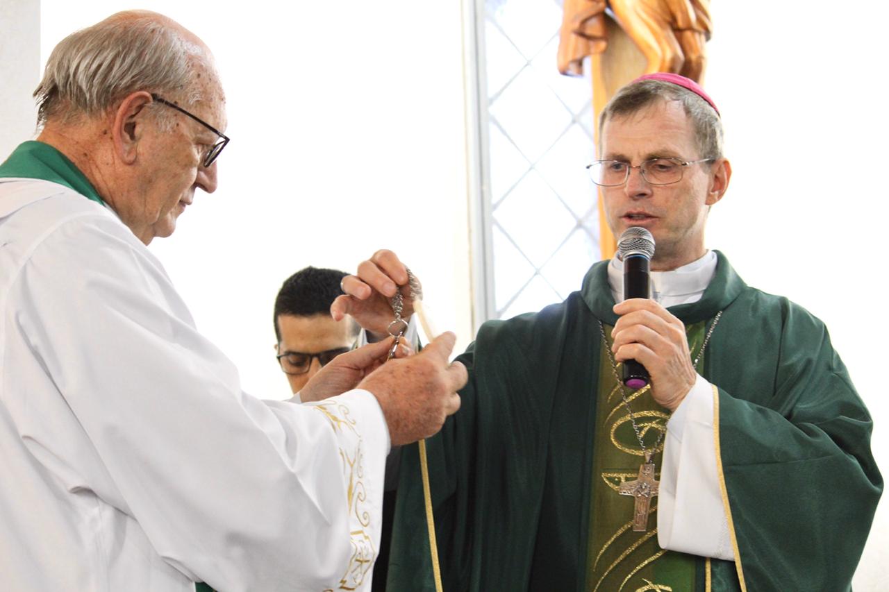 Padre Arnildo Fritzen assume como pároco na paróquia São Vicente de Paulo, em Passo Fundo