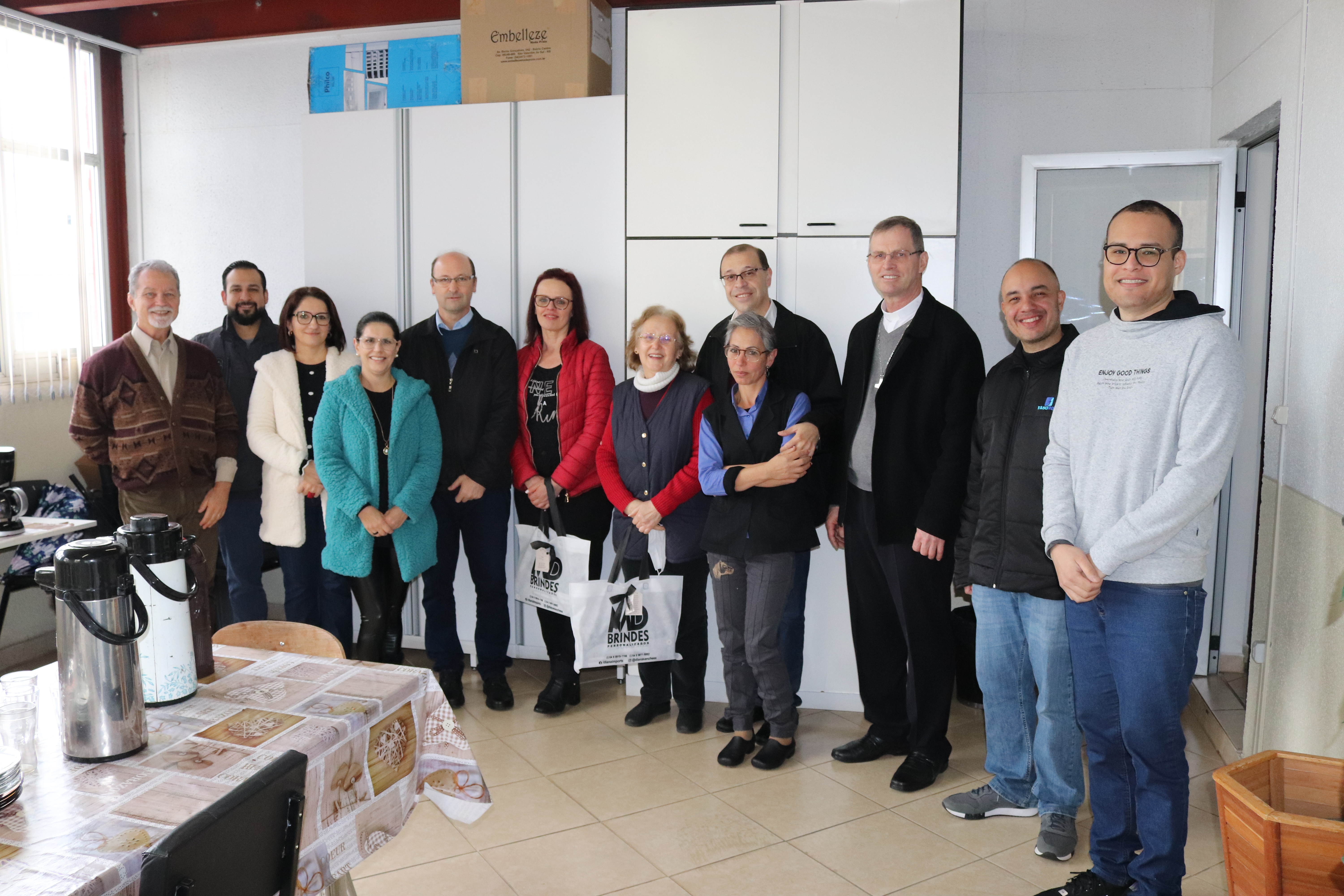 Cúria Metropolitana e Centro de Pastoral homenageiam funcionárias 