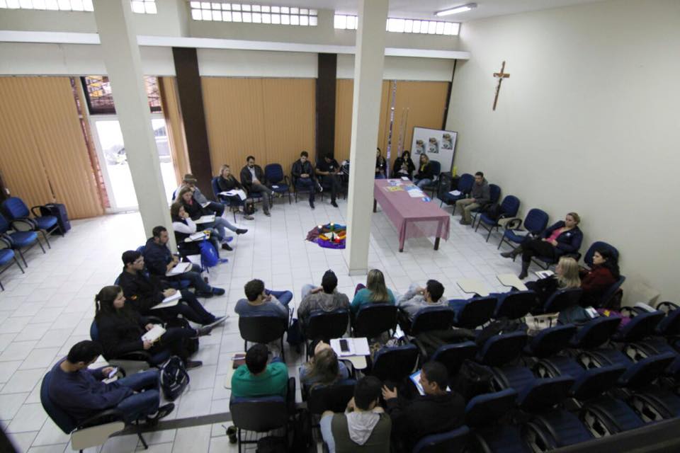 Jovens definem detalhes do Bote Fé 2015 em Porto Alegre
