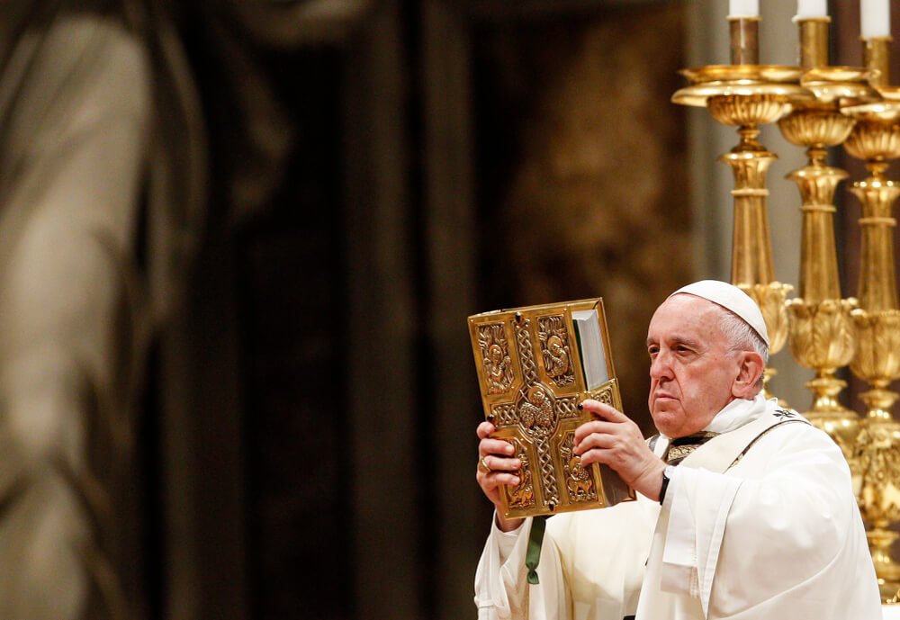 Papa Francisco garante que está melhor mas que ainda se cansa ao