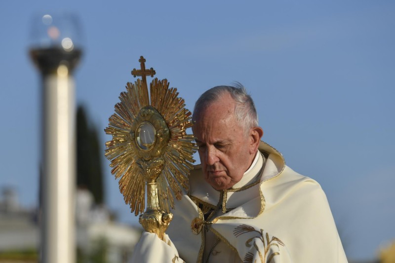 16 de junho de 2022: dia de receber a Bênção do Santíssimo Sacramento