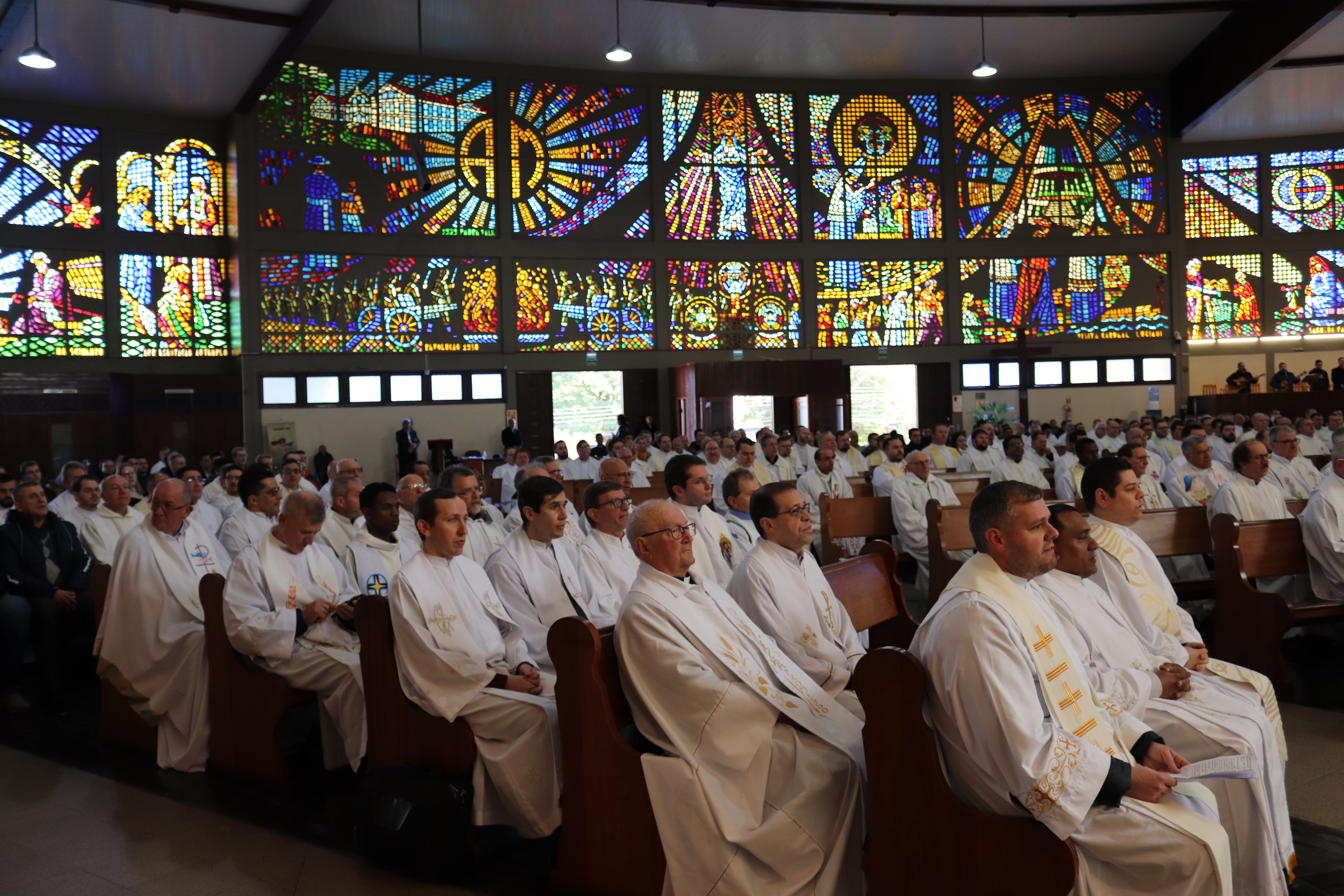 Mais de 400 pessoas se reúnem para 1ª Romaria dos Padres e Seminaristas do RS