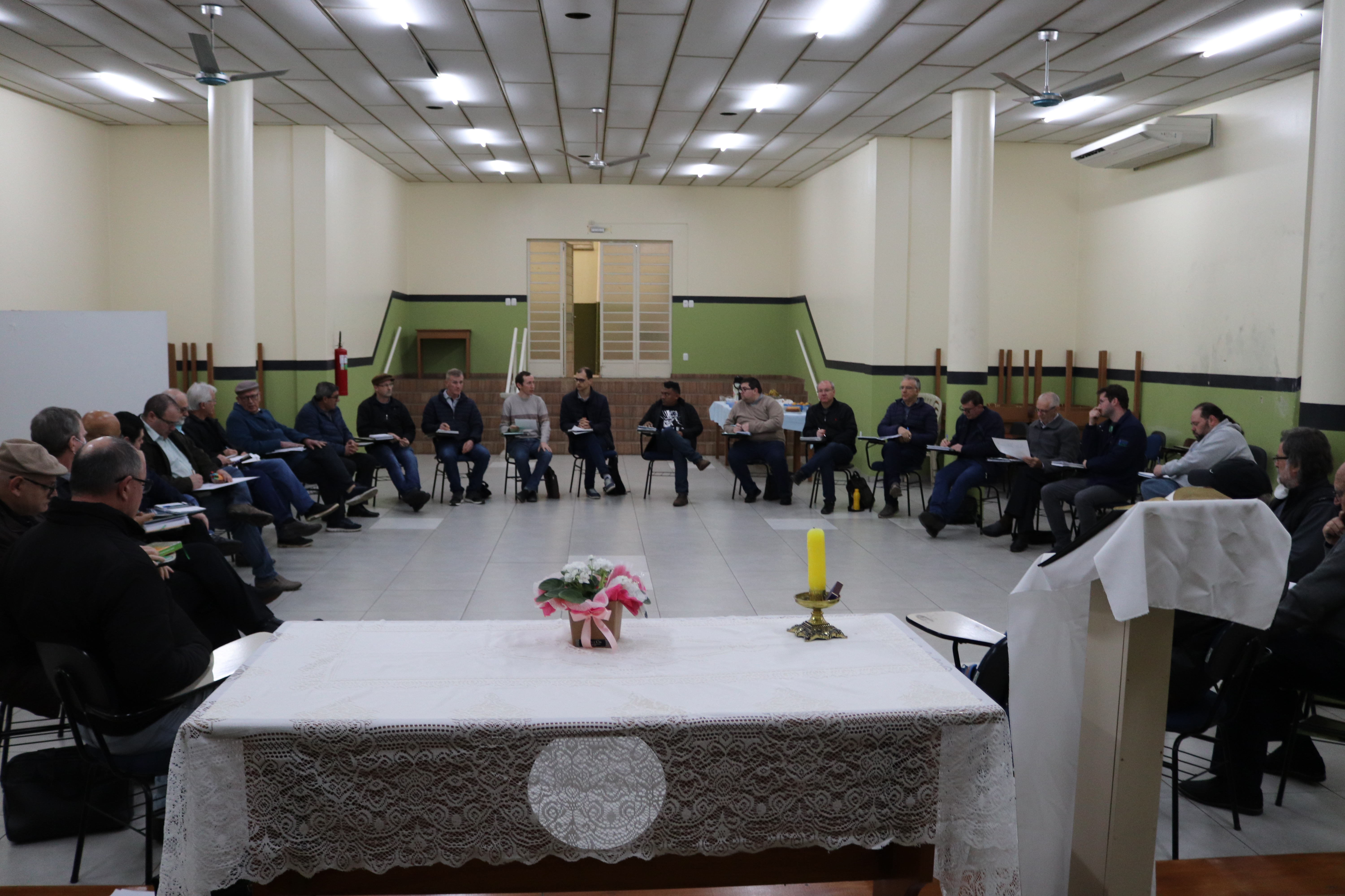 Clero da Área Pastoral de Passo Fundo se encontra em Reunião 