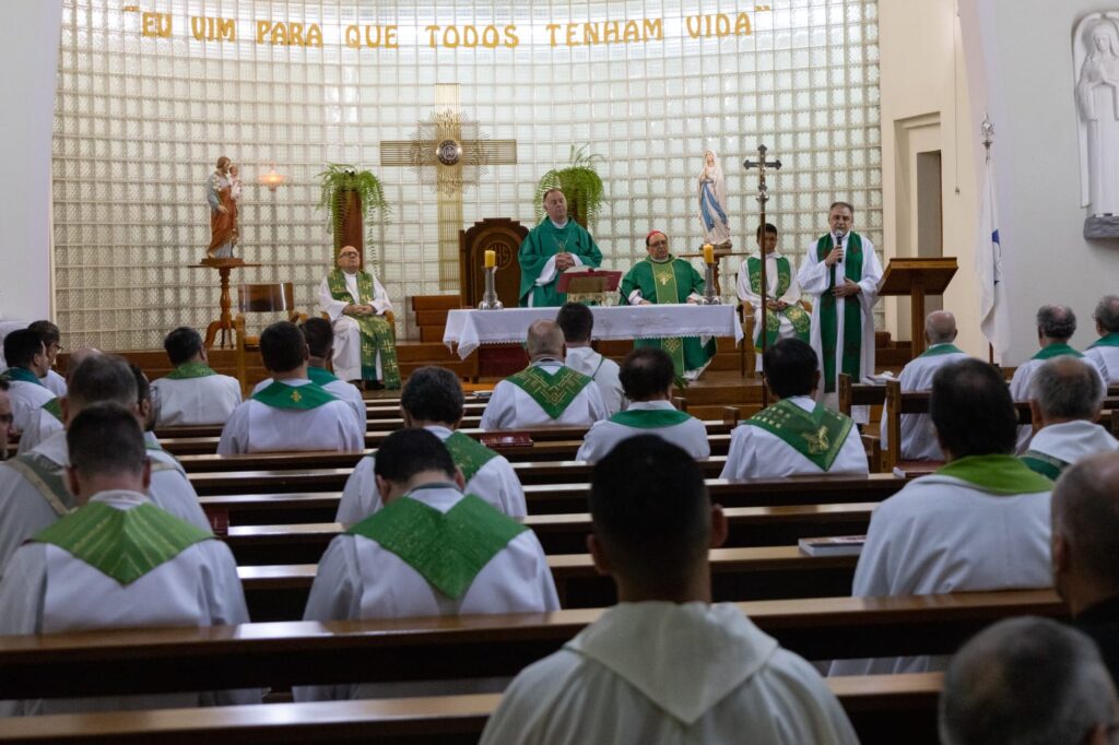 40º Encontro de Presbíteros: “O presbítero demonstra a santidade no seu jeito de ser”